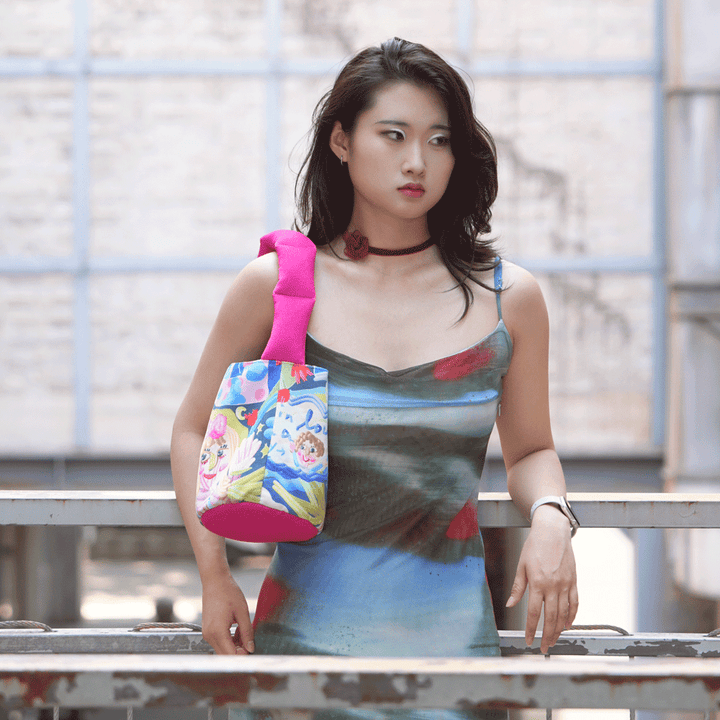 [Eastern Gifts] x Zhu Zhu: Wearable Art Mini Bucket Bag - Eastern Gifts