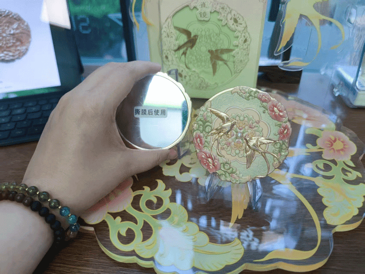 Xi'an Museum Handheld Skylark Mirror - Vintage Travel Makeup Mirror with Leather Case, HD Reflection - Eastern Gifts